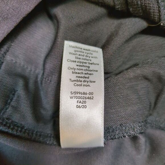 Athleta Headlands Hybrid Moto Tight Womens 4 Black Zip Pocket Zip Ankle Leggings - Picture 11 of 12